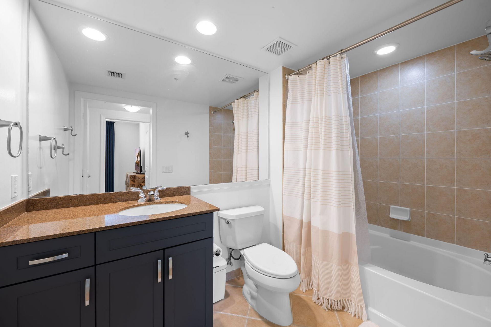 347 N New River Drive E, Unit 1808, Fort Lauderdale, FL 33301 Photo