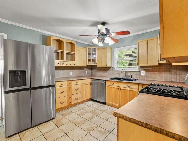 1704 W Birge Street, Sherman, TX 75092