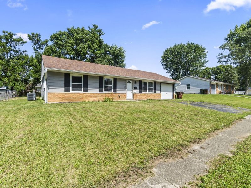 939 Firwood Drive, New Carlisle, OH 45344 Photo 2