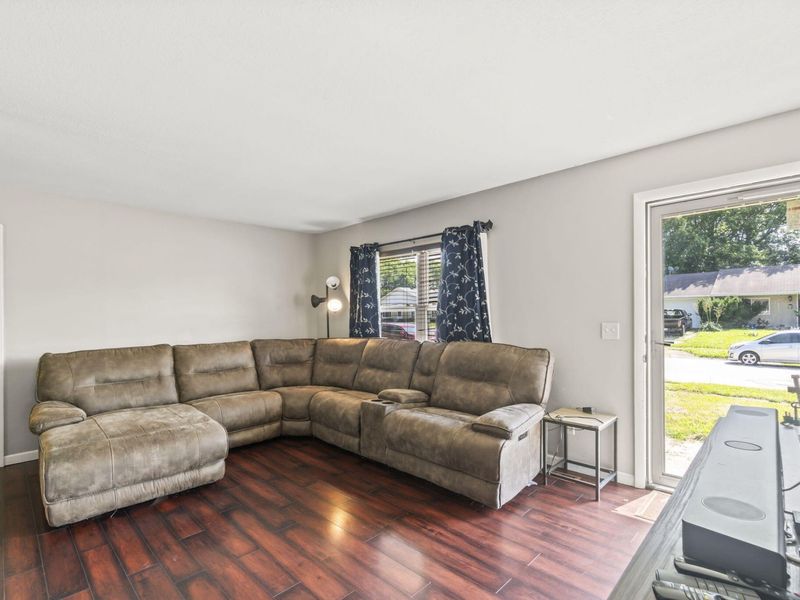 939 Firwood Drive, New Carlisle, OH 45344 Photo 4