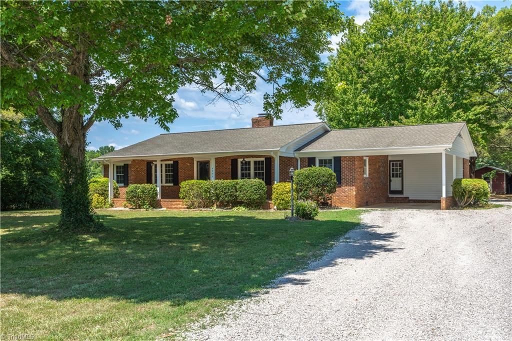 4996 Little Beane Store Road, Seagrove, NC 27341 Main Photo