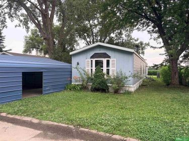 14 York Mobile Plaza Court, York, NE 68467