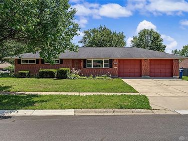 5580 Barnard Drive, Huber Heights, OH 45424