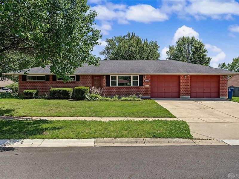 5580 Barnard Drive, Huber Heights, OH 45424 Photo 1
