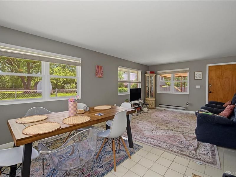 5580 Barnard Drive, Huber Heights, OH 45424 Photo 19