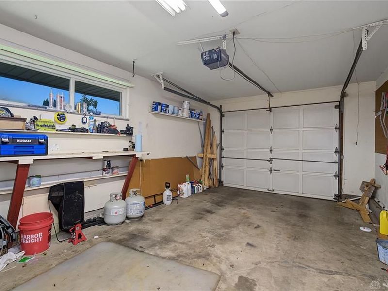 5580 Barnard Drive, Huber Heights, OH 45424 Photo 41