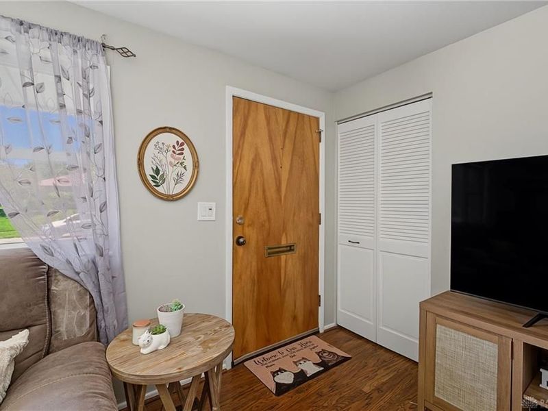 5580 Barnard Drive, Huber Heights, OH 45424 Photo 7