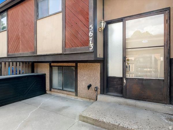 5673 S ASPEN CT , South Ogden, UT 84403