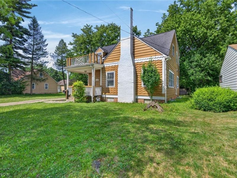 4724 Green Road, Warrensville Heights, OH 44128 Photo 4
