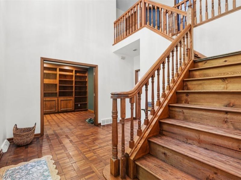 8215 Whispering Pines Drive, Novelty, OH 44072 Photo 16