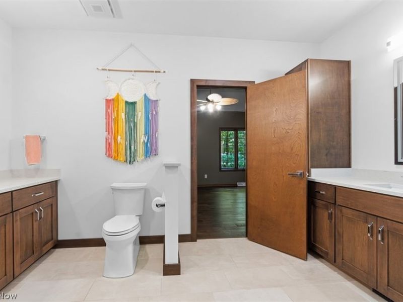 8215 Whispering Pines Drive, Novelty, OH 44072 Photo 19