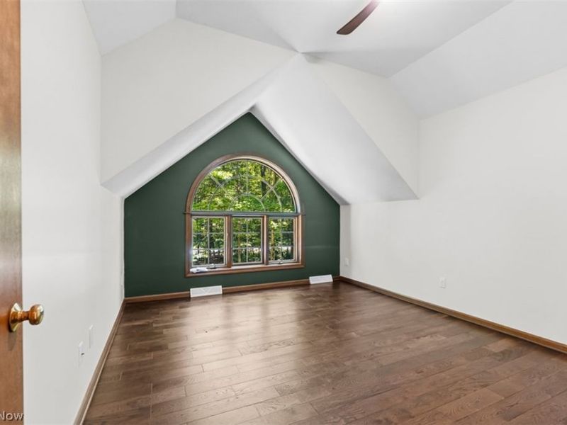 8215 Whispering Pines Drive, Novelty, OH 44072 Photo 21
