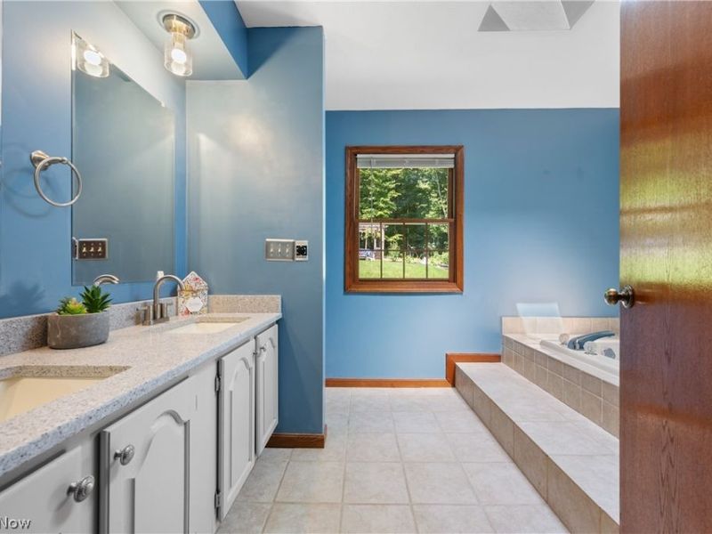 4866 Provens Drive, Akron, OH 44319 Photo 33