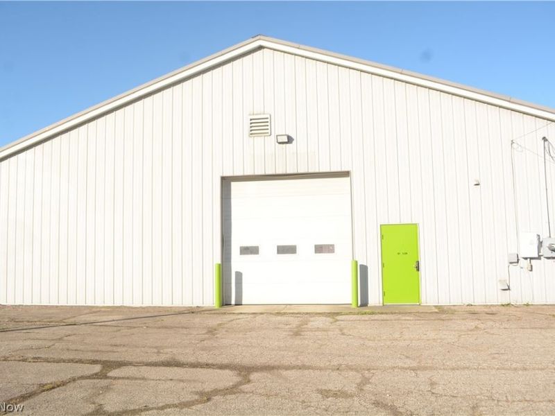 1760 Root Road, Lorain, OH 44052 Photo 1