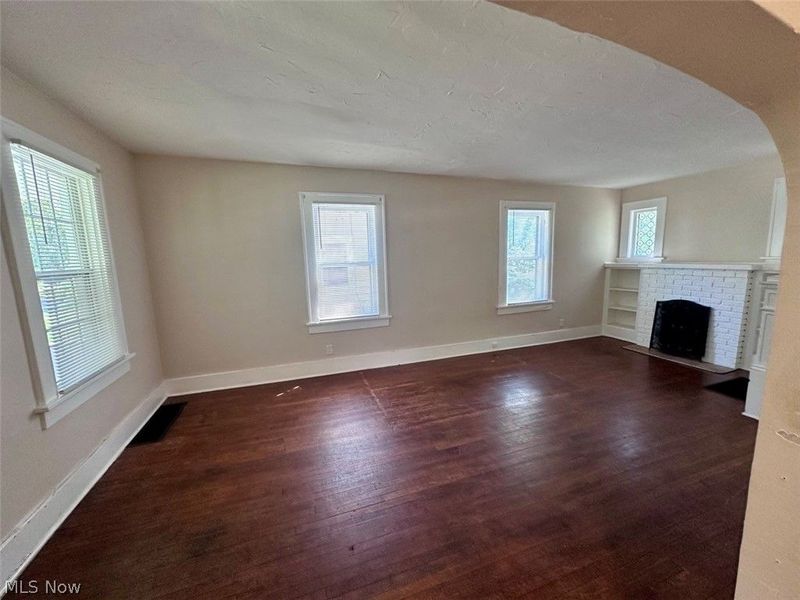 700 Noble Avenue, Akron, OH 44320 Photo 3