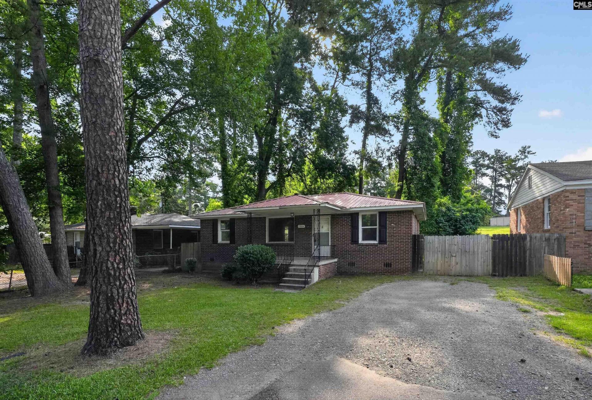 3054 Truman Street  Photo 4