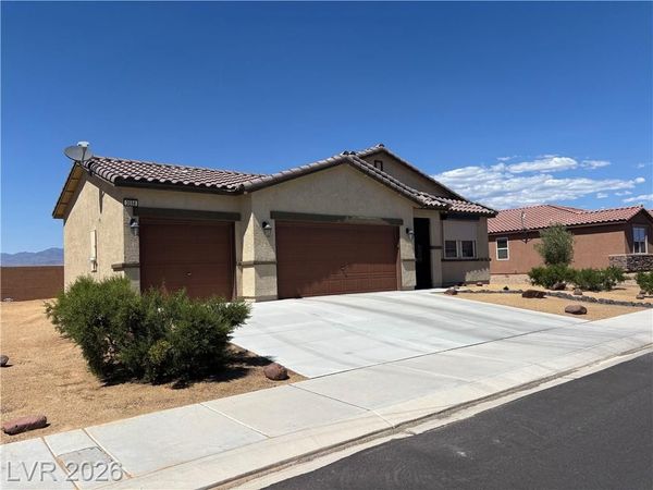 3558 E Moffat Avenue, Pahrump, NV 89061