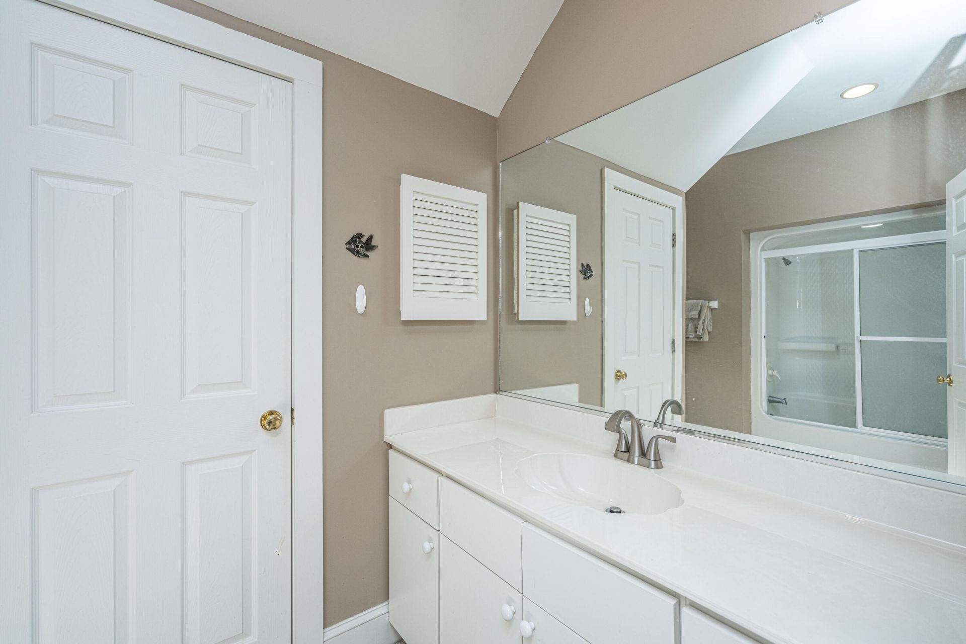 925 Edding Creek Drive Photo 42