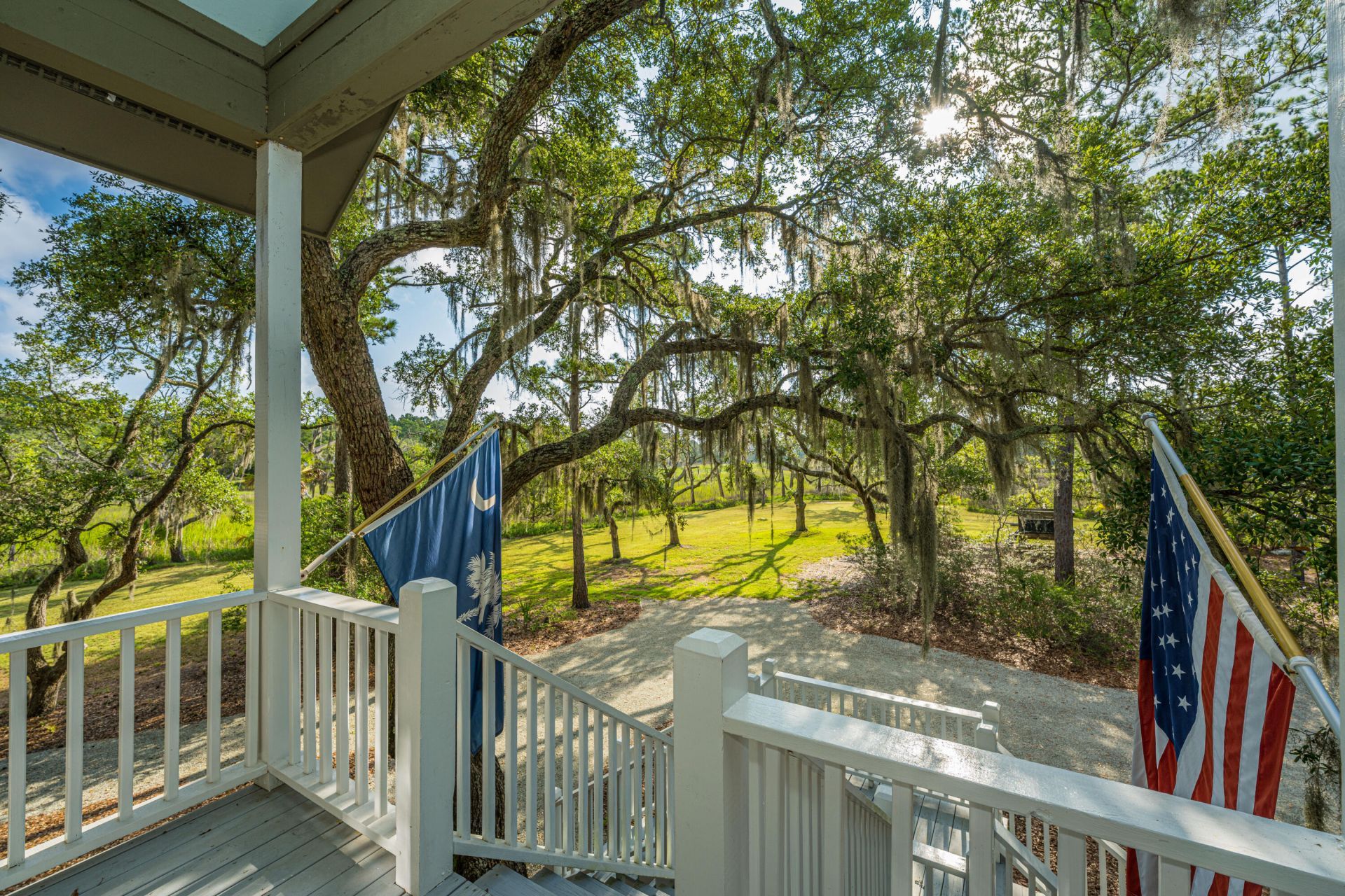 925 Edding Creek Drive Photo 6