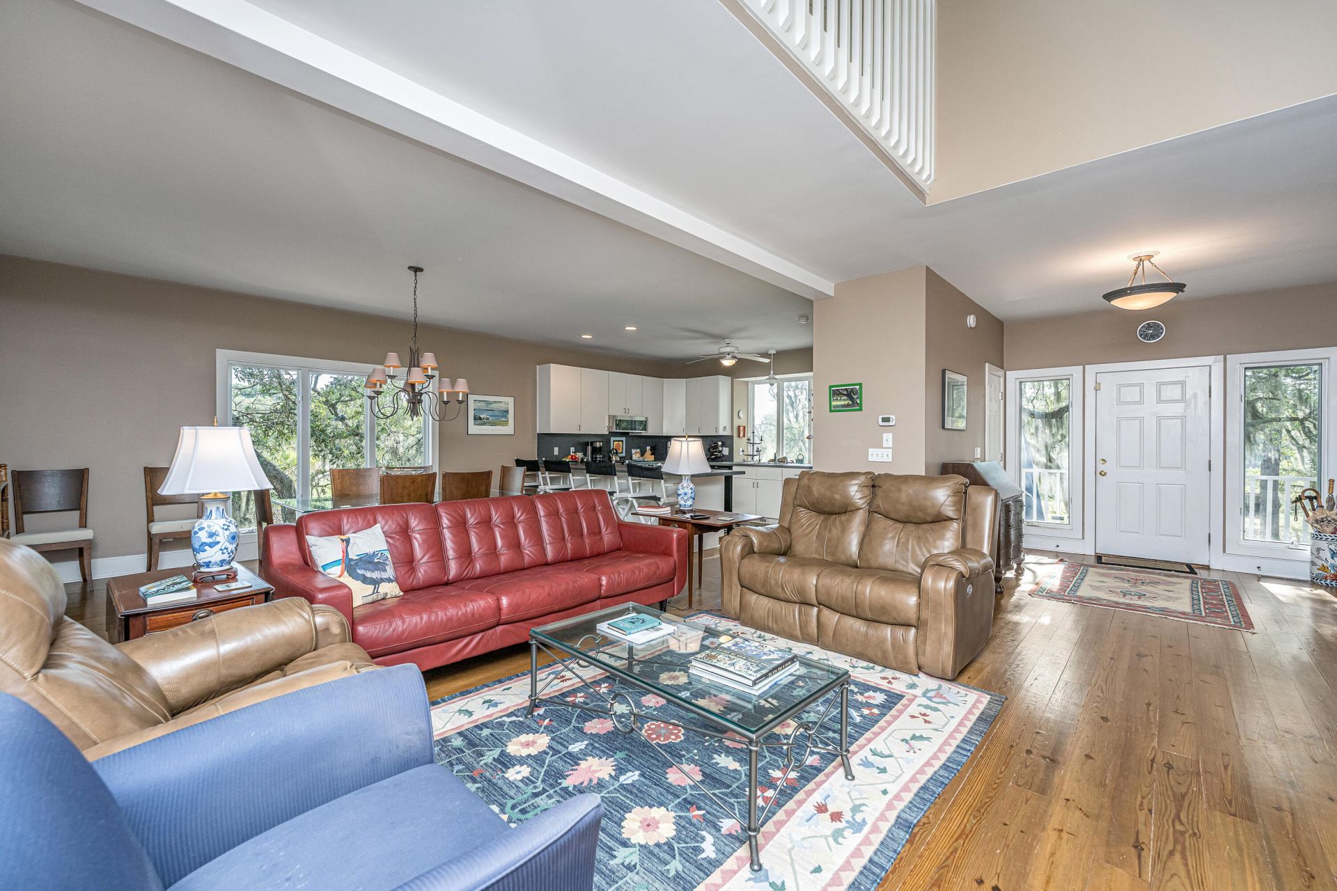 925 Edding Creek Drive Photo 9
