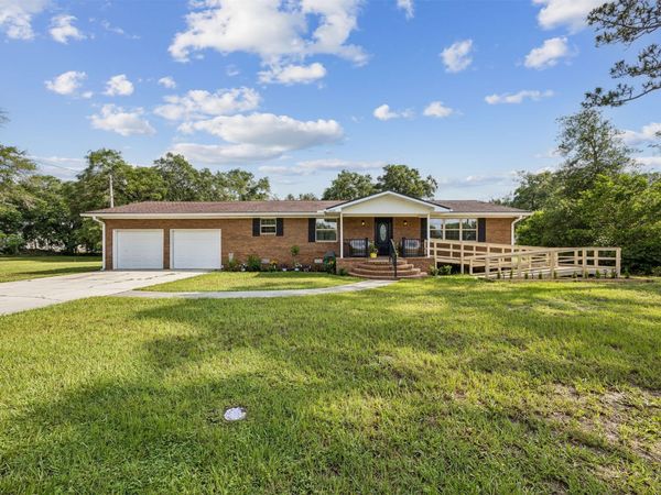 85091 RADIO Road , Yulee, FL 32097