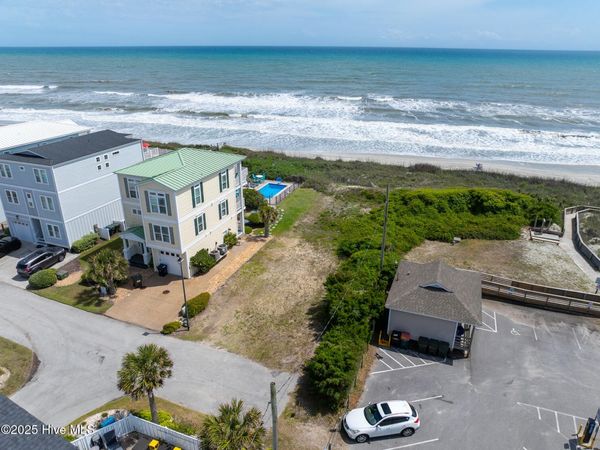 111 Ocean Shore Lane , Pine Knoll Shores, NC 28512