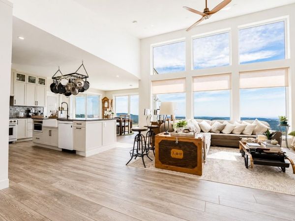 4030 Ridgeline Dr, Shawnigan Lake, BC V0R 2W3