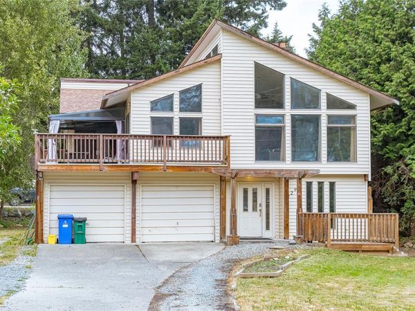 2299 MacFarlane Cres, Shawnigan Lake, BC V0R 2W0