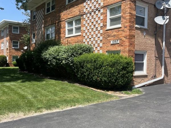 10917 LLOYD Drive , Unit 3, Worth, IL 60482