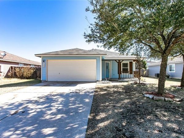 122 Quail Hollow DR, Hutto, TX 78634