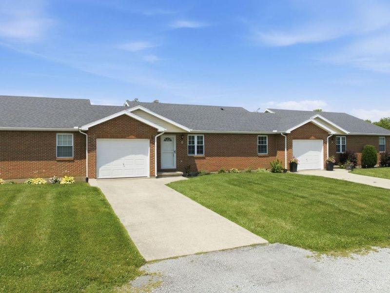 5887 Farmers Road, Unit B, Clark Twp, OH 45146 Photo 2