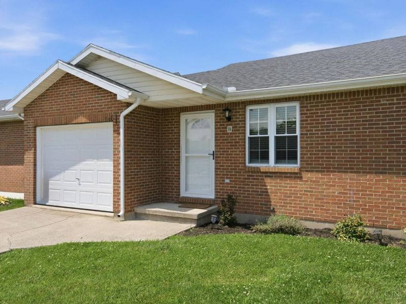 5887 Farmers Road, Unit B, Clark Twp, OH 45146 Photo 3