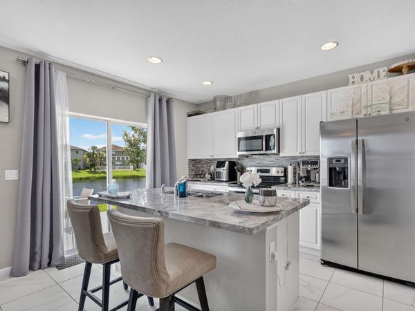 2521 NW Treviso Circle, Port St. Lucie, FL 34986