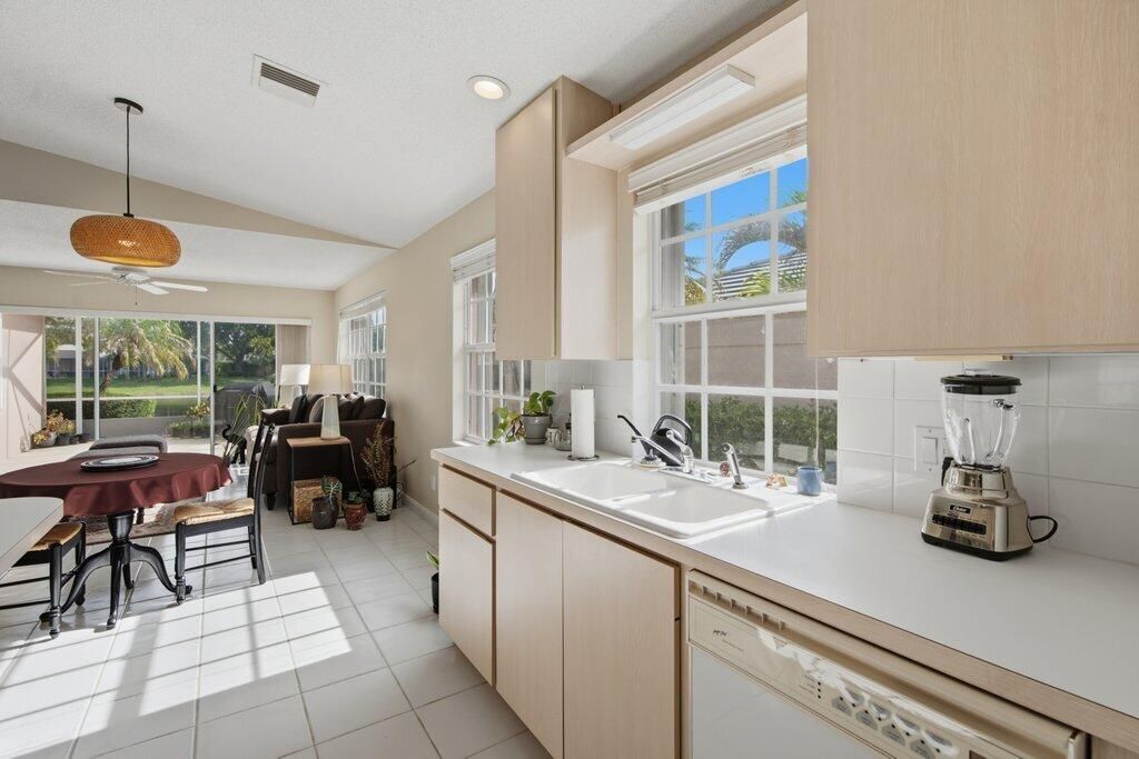 1301 NW Bentley Circle, Unit B, Port Saint Lucie, FL 34986 Photo