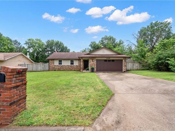 3309 W 2nd Street, Coffeyville, KS 67337
