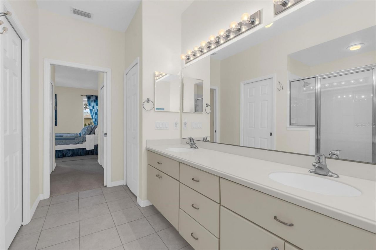 5524 Sir Churchill Drive , Leesburg, FL 34748 Photo