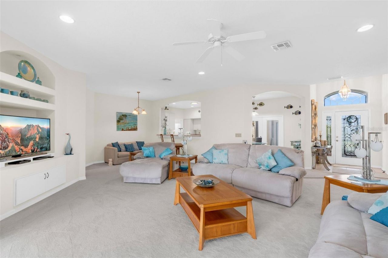 5524 Sir Churchill Drive , Leesburg, FL 34748 Photo