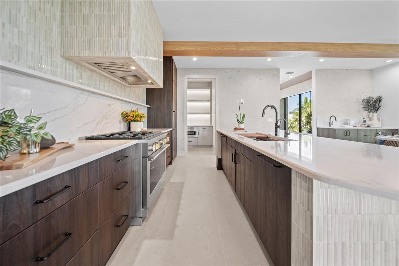 411 Palm Avenue, Anna Maria, FL 34216 Photo