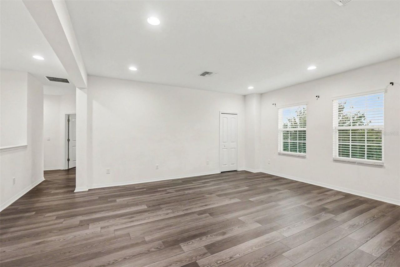12112 Ledbury Commons Drive , Gibsonton, FL 33534 Photo