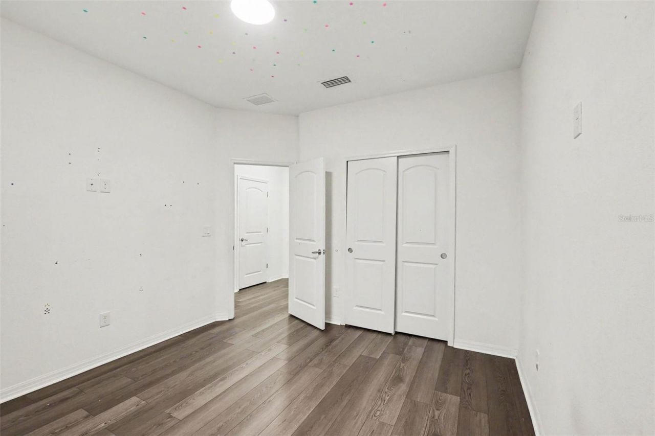 12112 Ledbury Commons Drive , Gibsonton, FL 33534 Photo