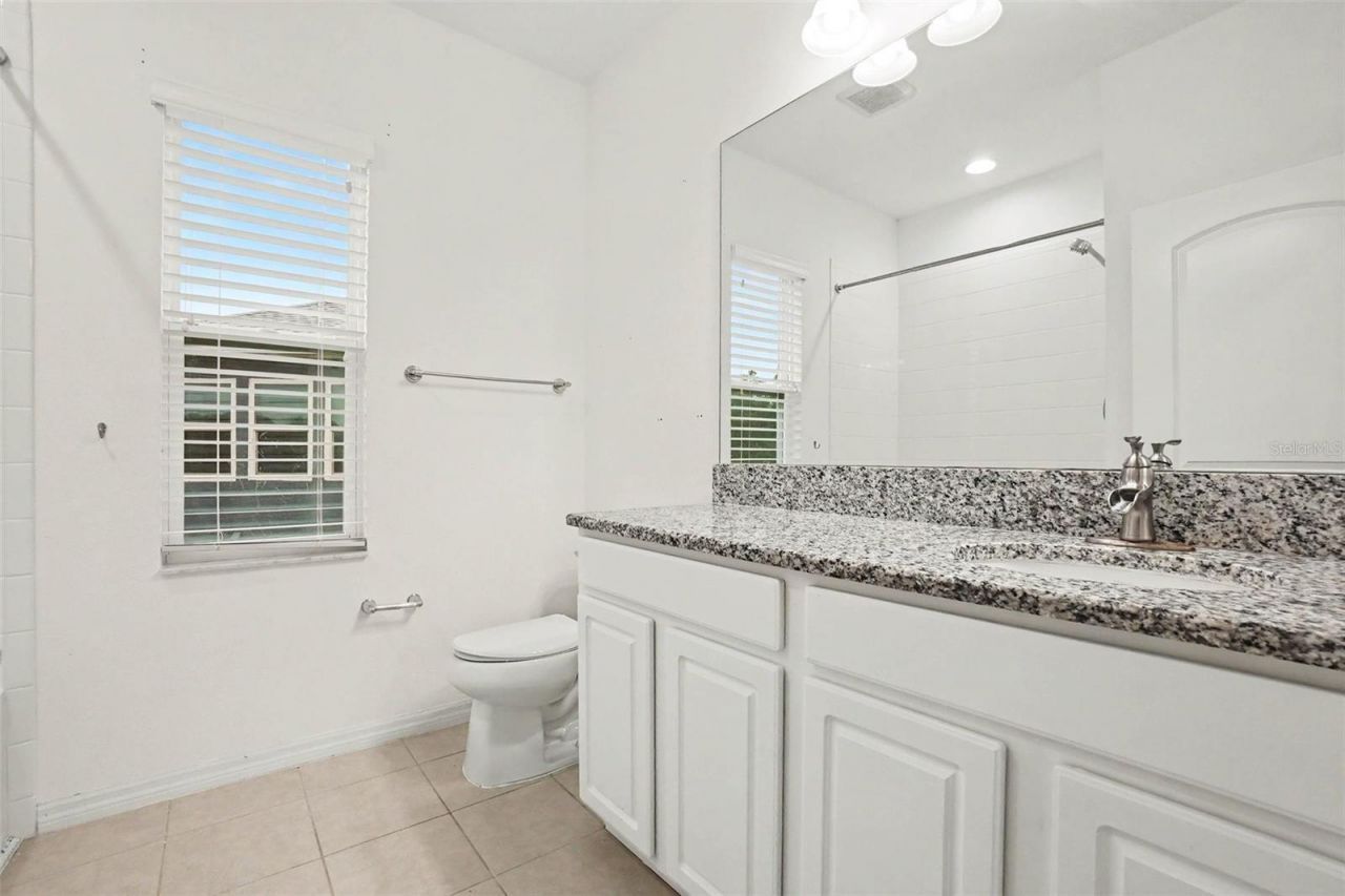 12112 Ledbury Commons Drive , Gibsonton, FL 33534 Photo