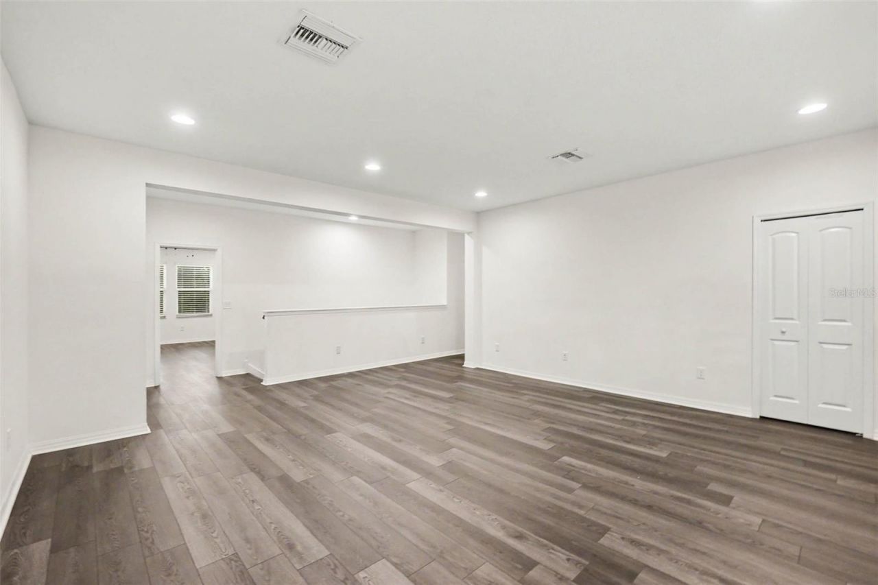 12112 Ledbury Commons Drive , Gibsonton, FL 33534 Photo