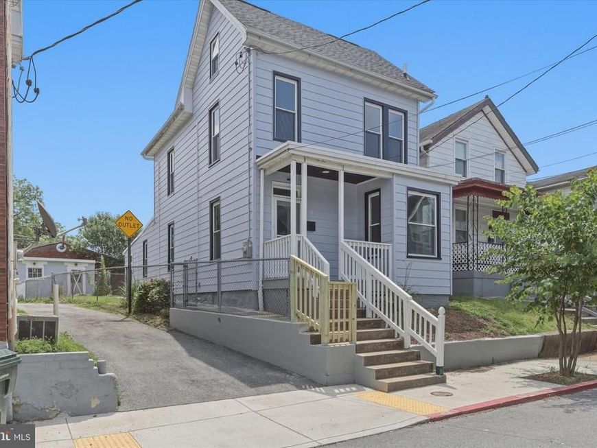 20 Summer Street, Hagerstown, MD 21740 Main Photo