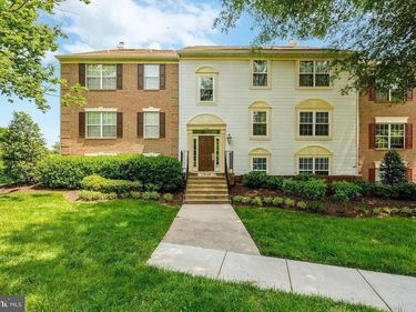 12106 GREEN LEAF COURT, Unit 102, FAIRFAX, VA 22033