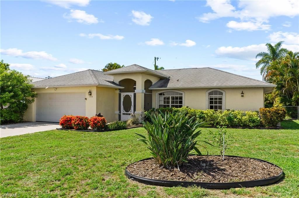 1514 NE 2nd St , Cape Coral, FL 33909 Photo