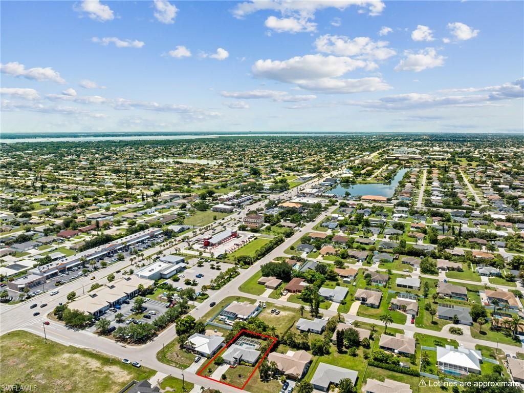 1514 NE 2nd St , Cape Coral, FL 33909 Photo