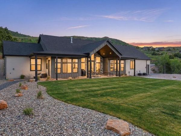984 S CROSSED ARROWS CIR , Garden City, UT 84028