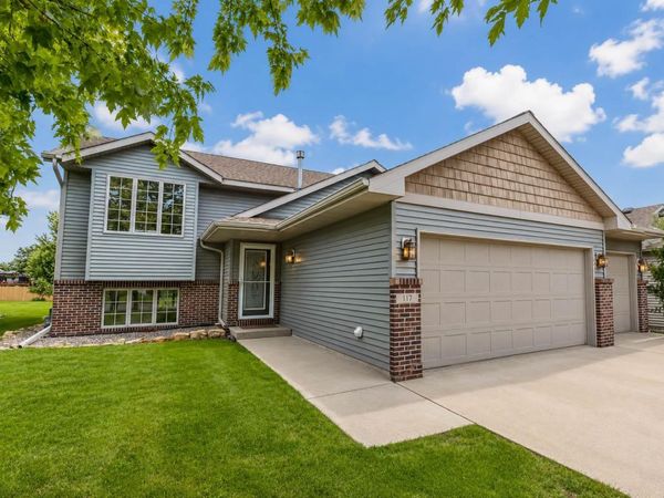 117 Pinehurst Drive, Mankato, MN 56001