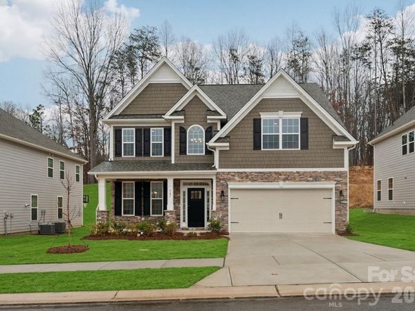 600 River Bottom Road , Fletcher, NC 28792