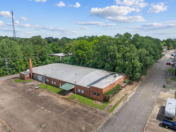 207 N Gaither St., Fulton, MS 38843